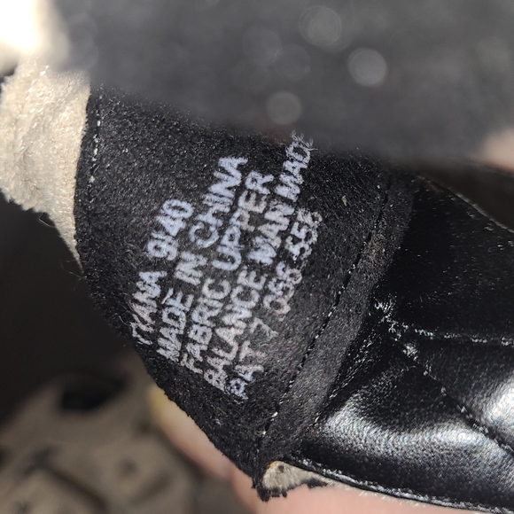 JustFab | 6" faux suade heel | Size 9 - Picture 6 of 6